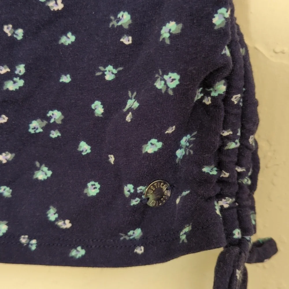 Justice Girls Navy Floral Puff Short Sleeve Cropped Cinched Side Top Size M (10)